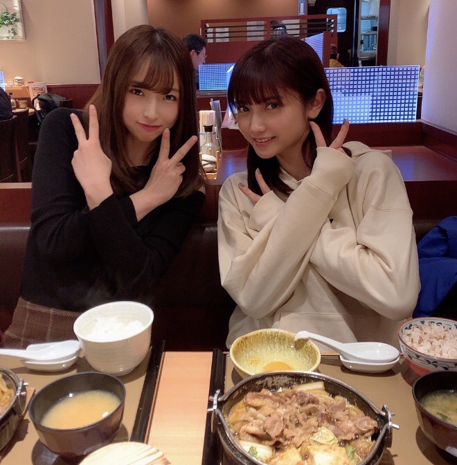 桃月なしこ