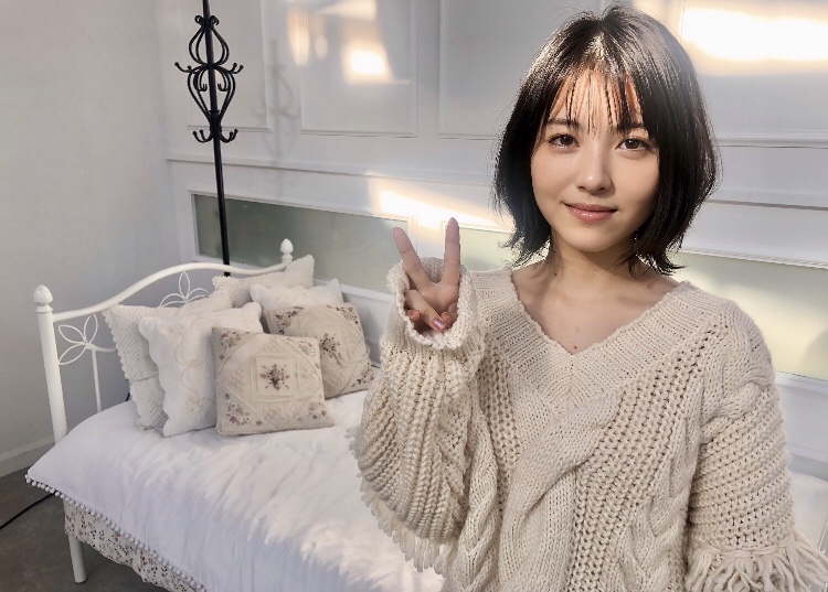 浜辺美波の画像