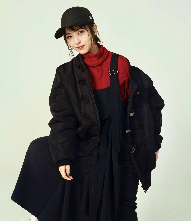 浜辺美波の画像