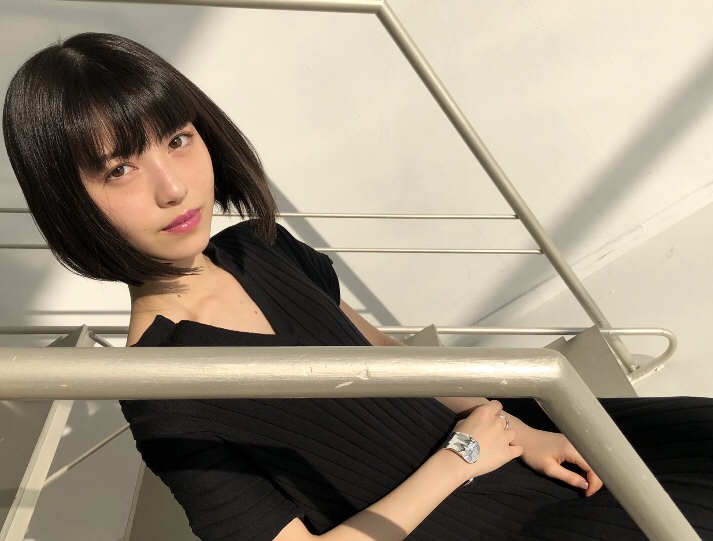 浜辺美波の画像