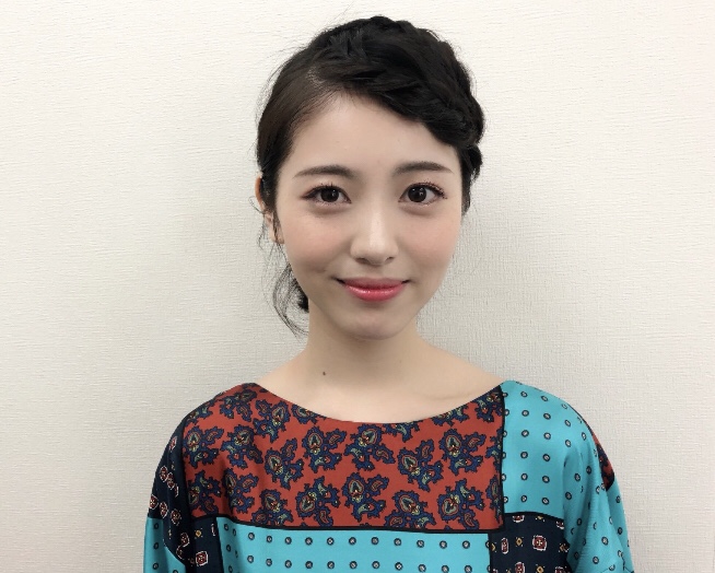 浜辺美波の画像