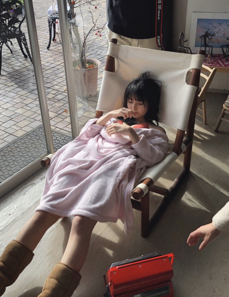 頓知気さきな