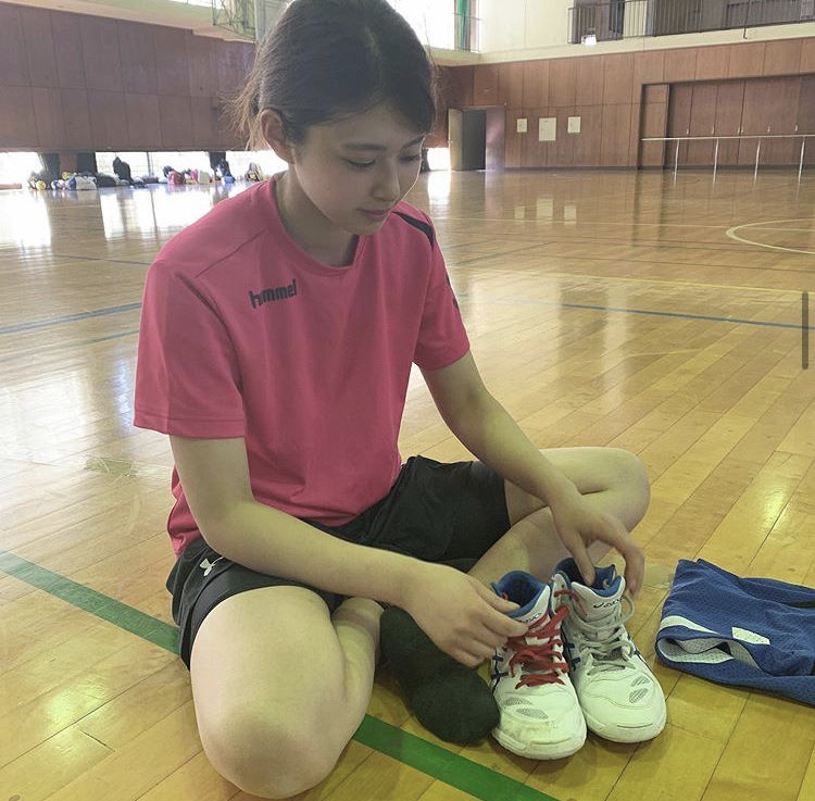 山本里咲