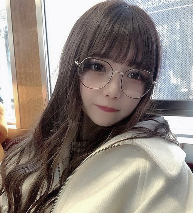 津代美月