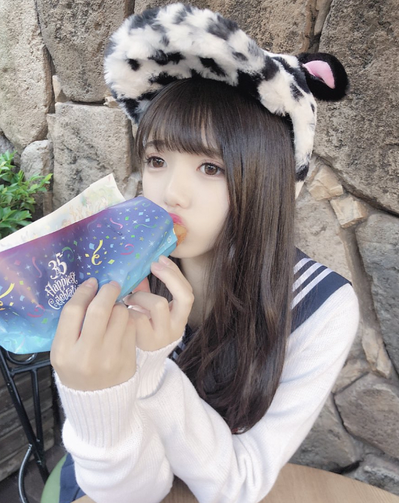 津代美月