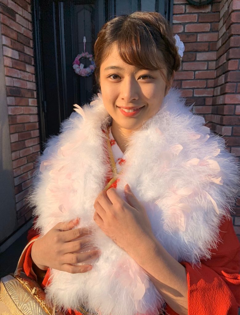 山本里咲