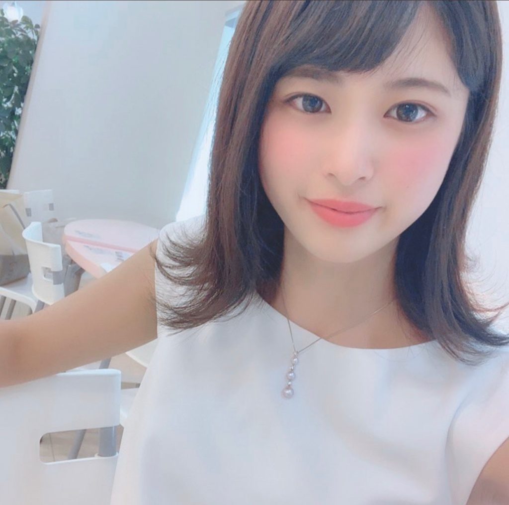 山本里咲
