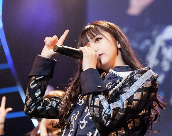 津代美月