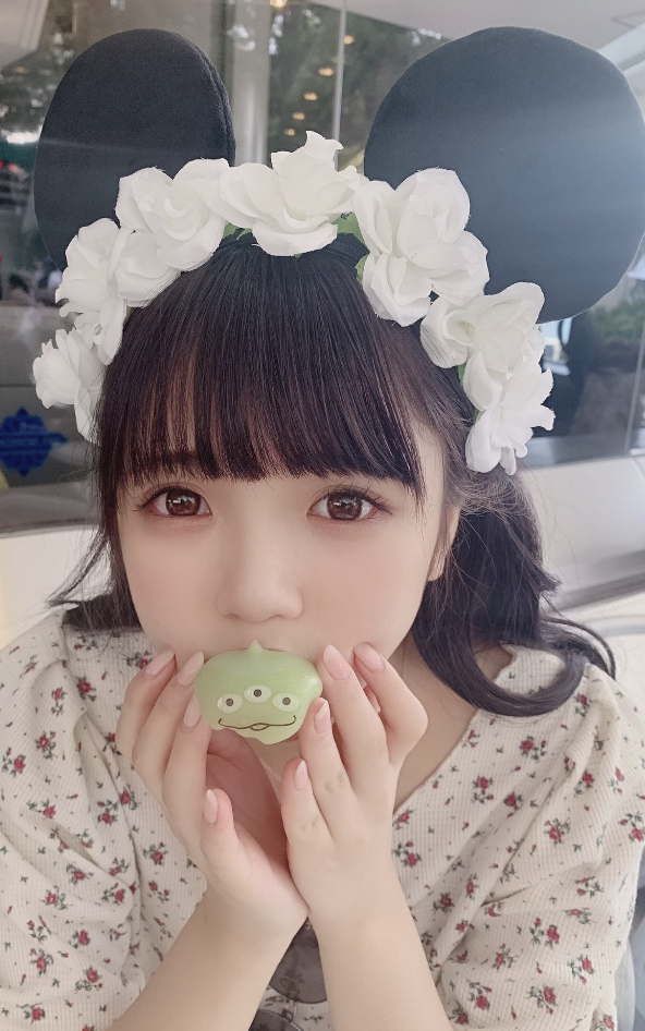 津代美月
