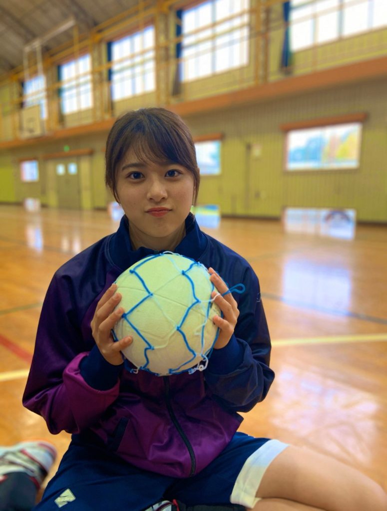 山本里咲