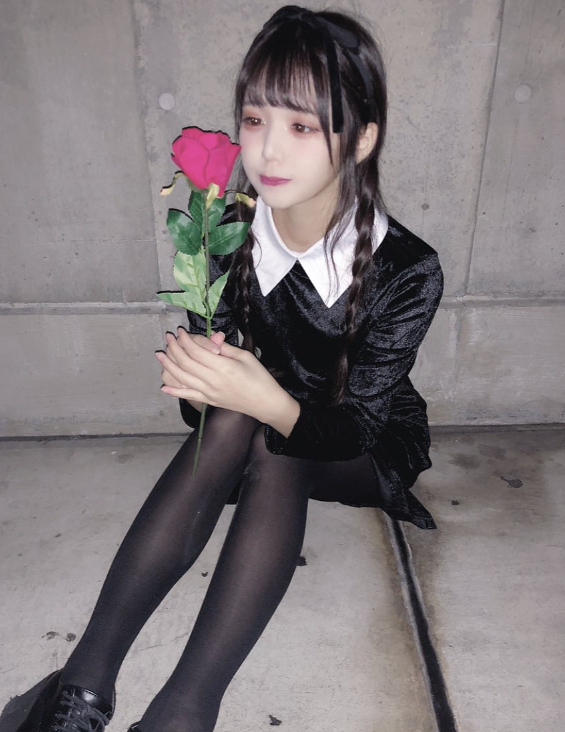 津代美月