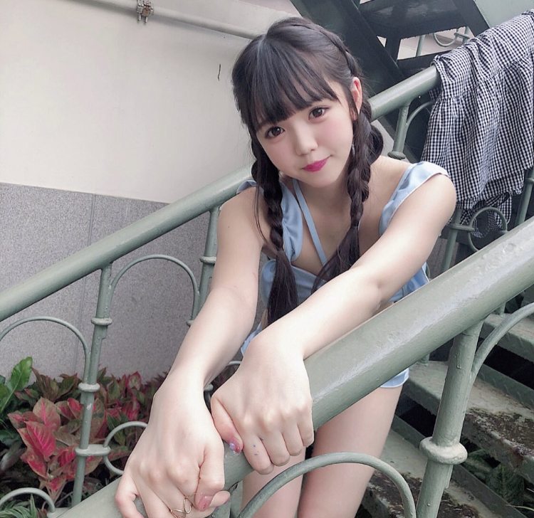 津代美月
