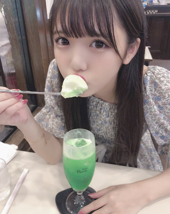 津代美月