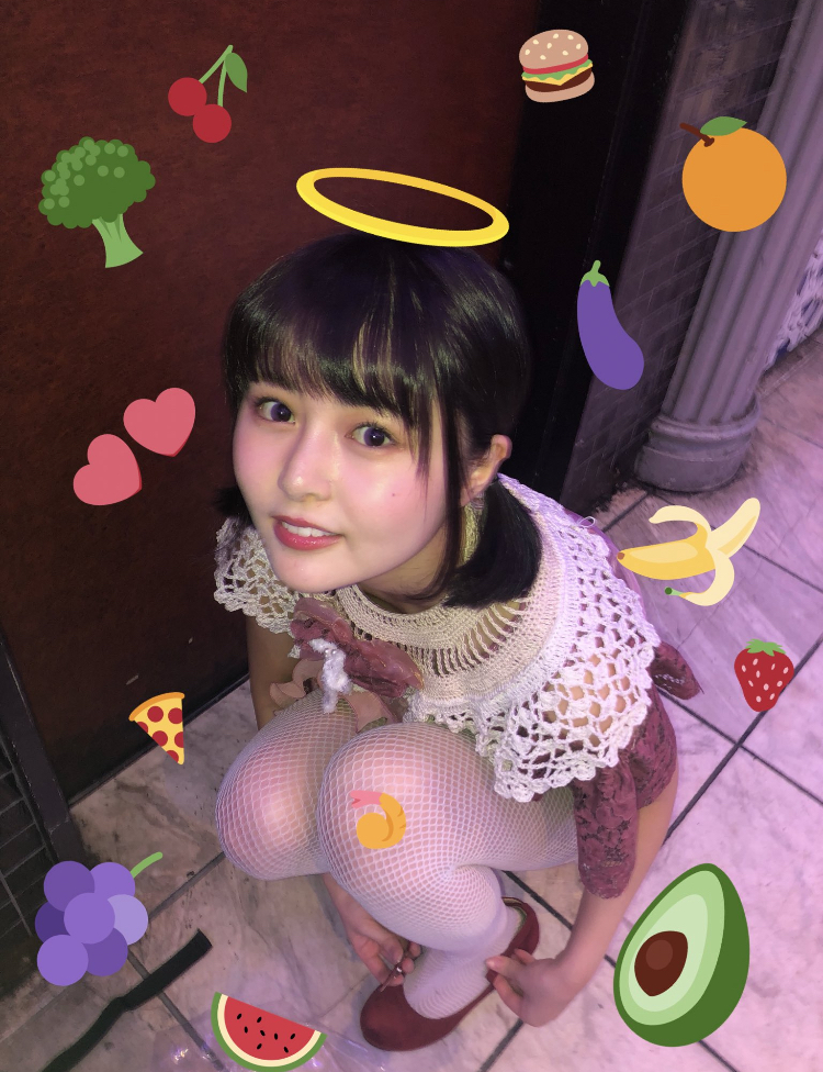 頓知気さきな