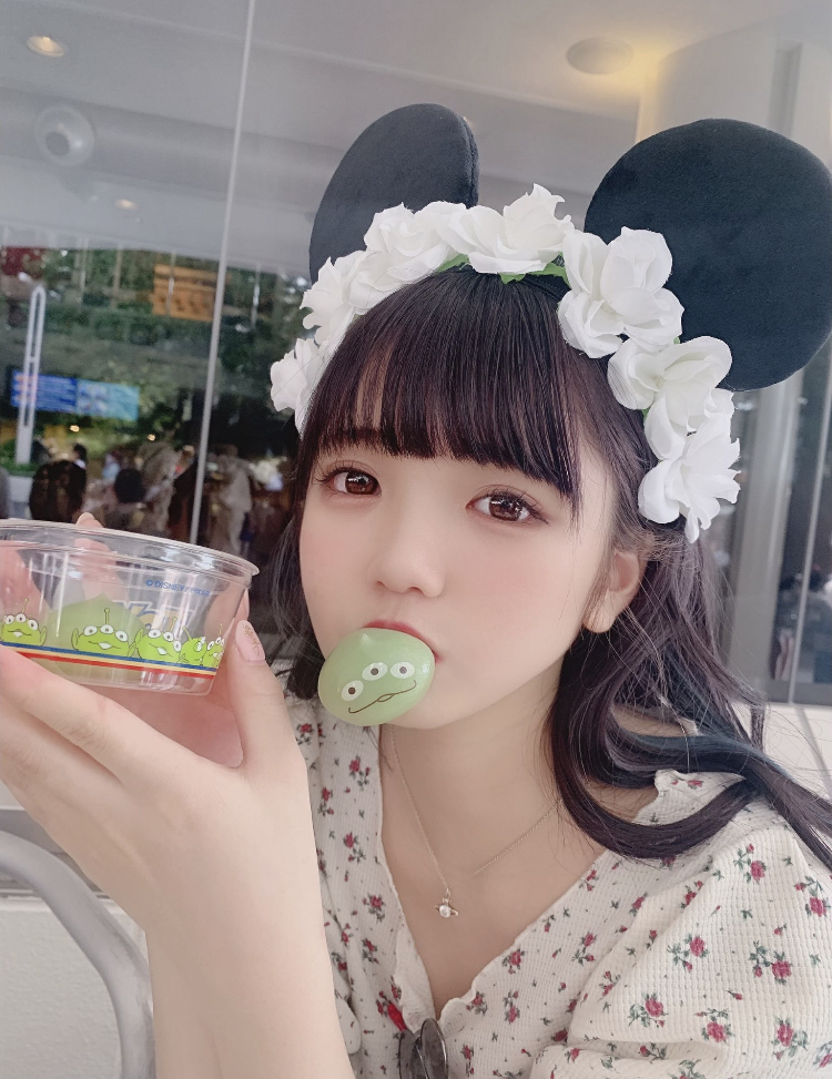 津代美月