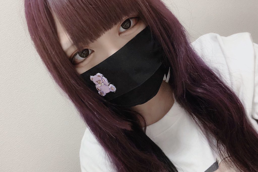 黒魅らら