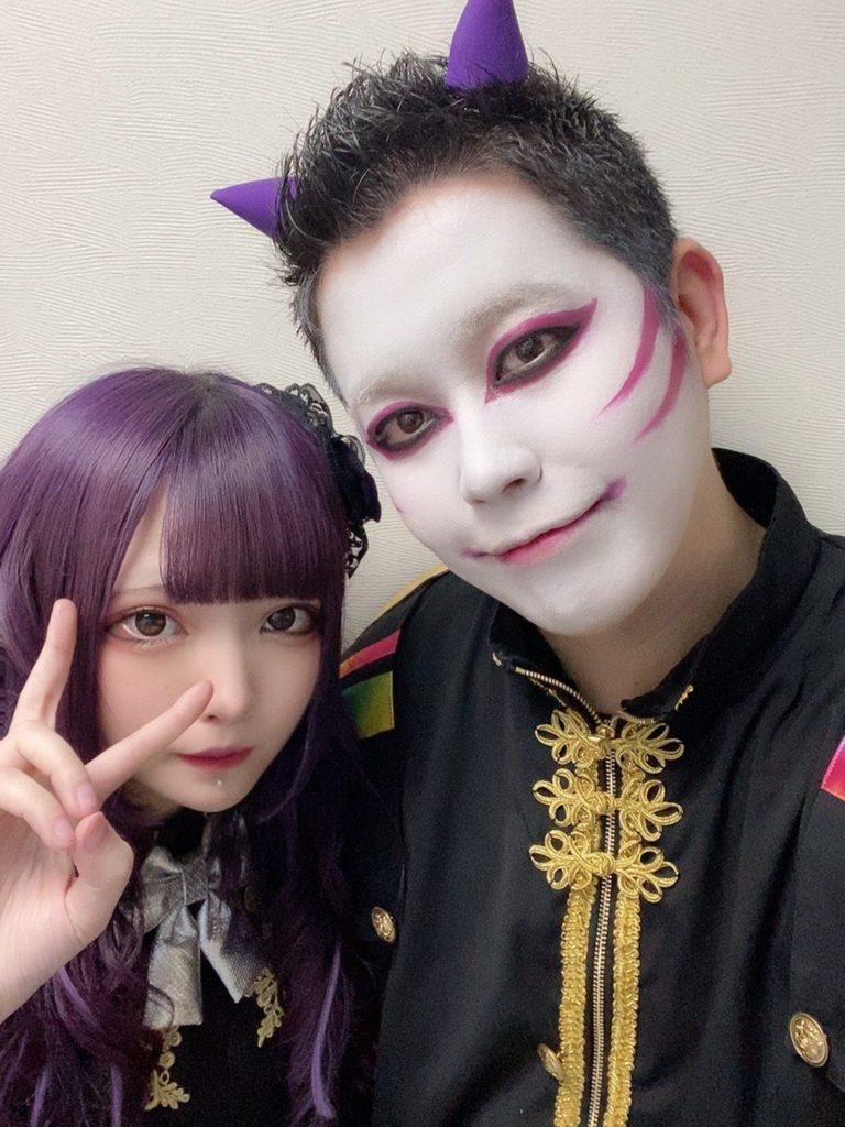 黒魅らら