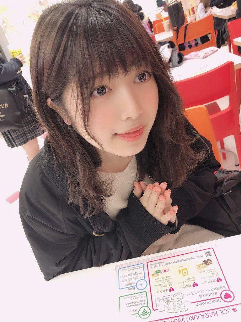 吉田莉桜