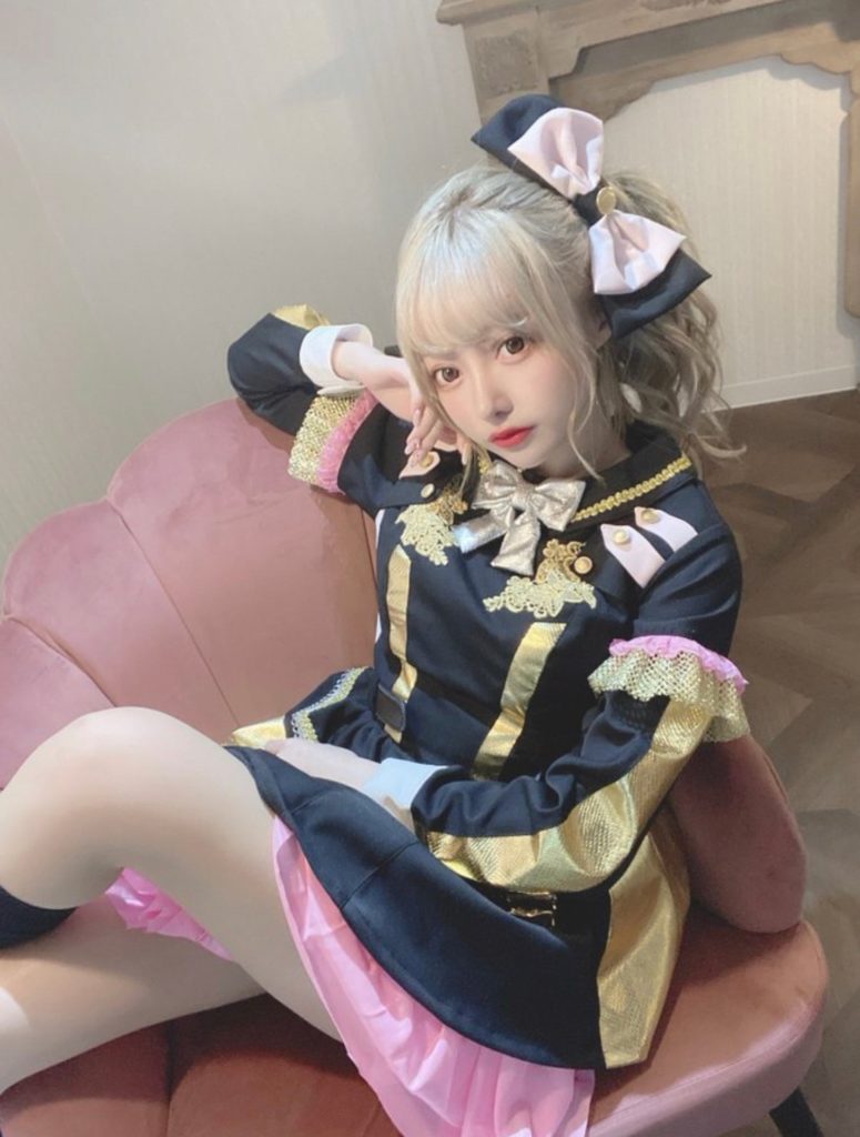 望月める