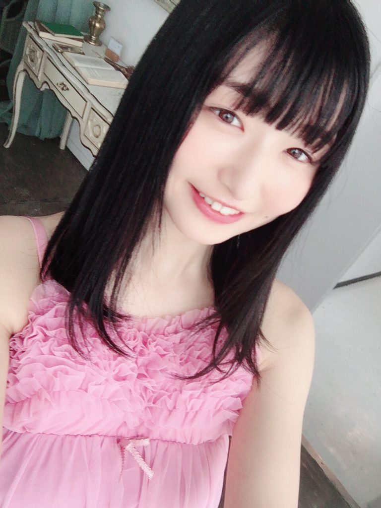 我妻ゆりか
