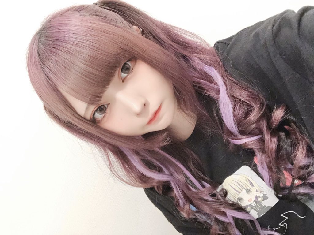 黒魅らら