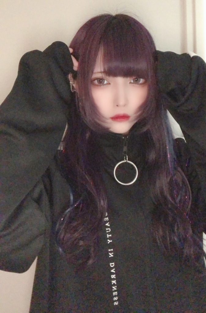 黒魅ららの画像