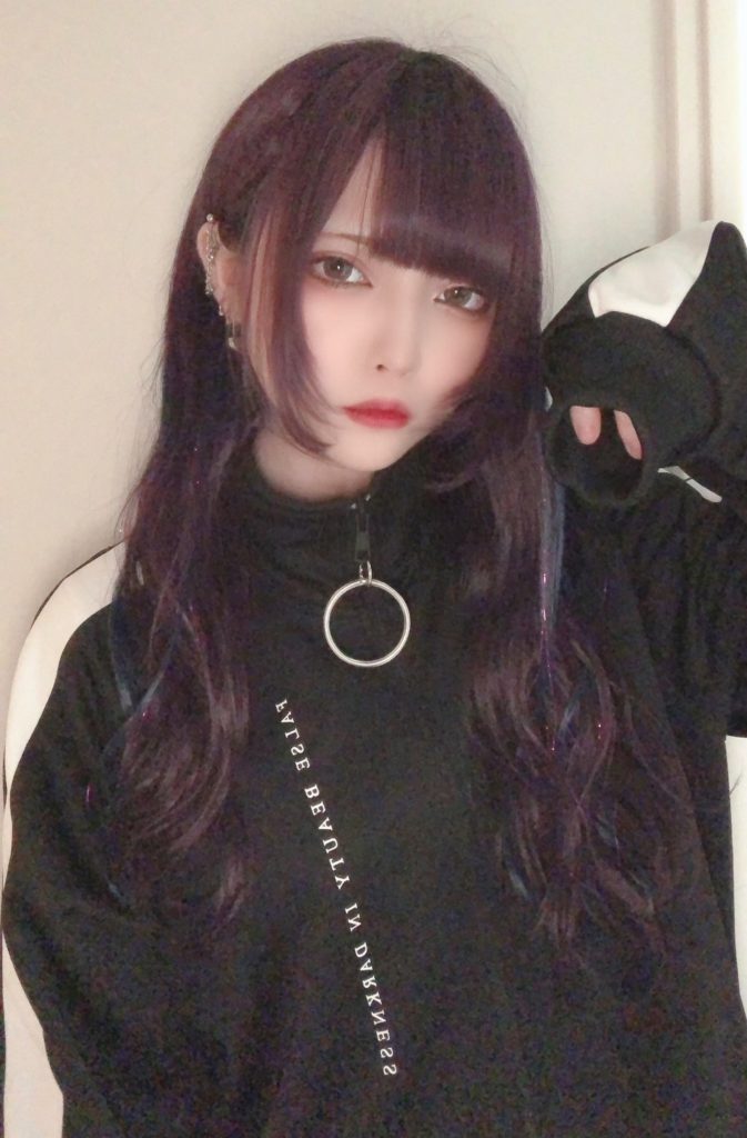 黒魅ららの画像