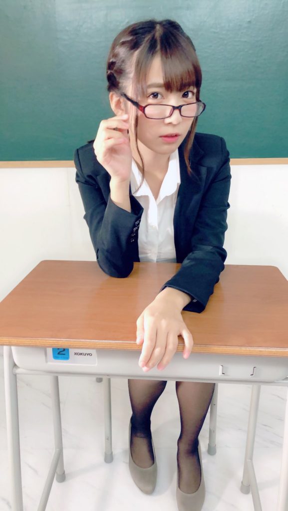 天羽希純 画像