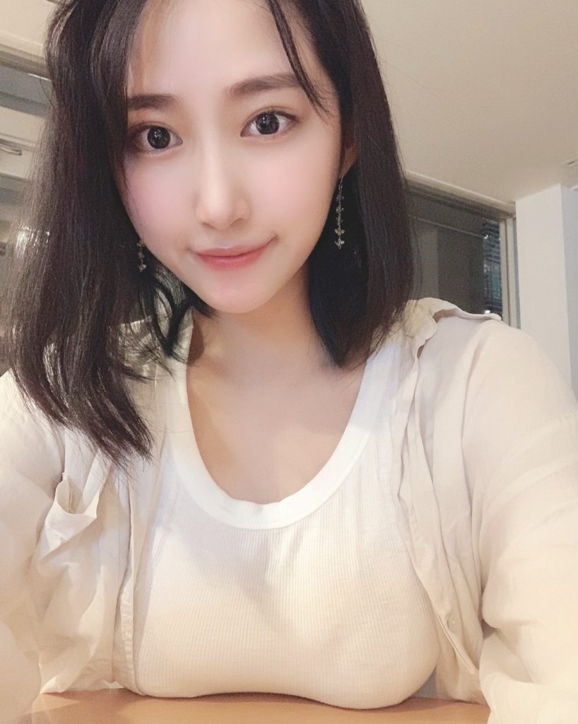 川瀬もえ