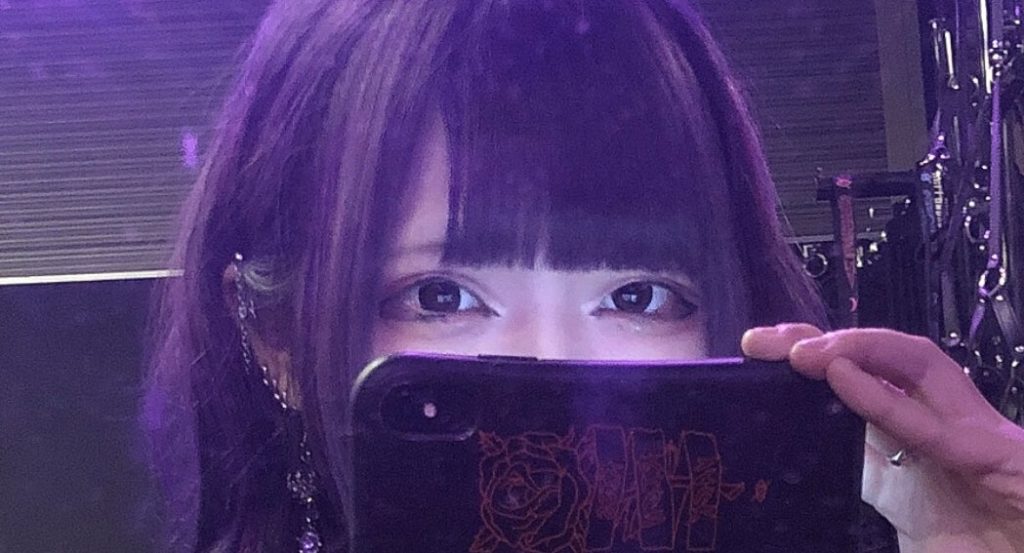 黒魅らら