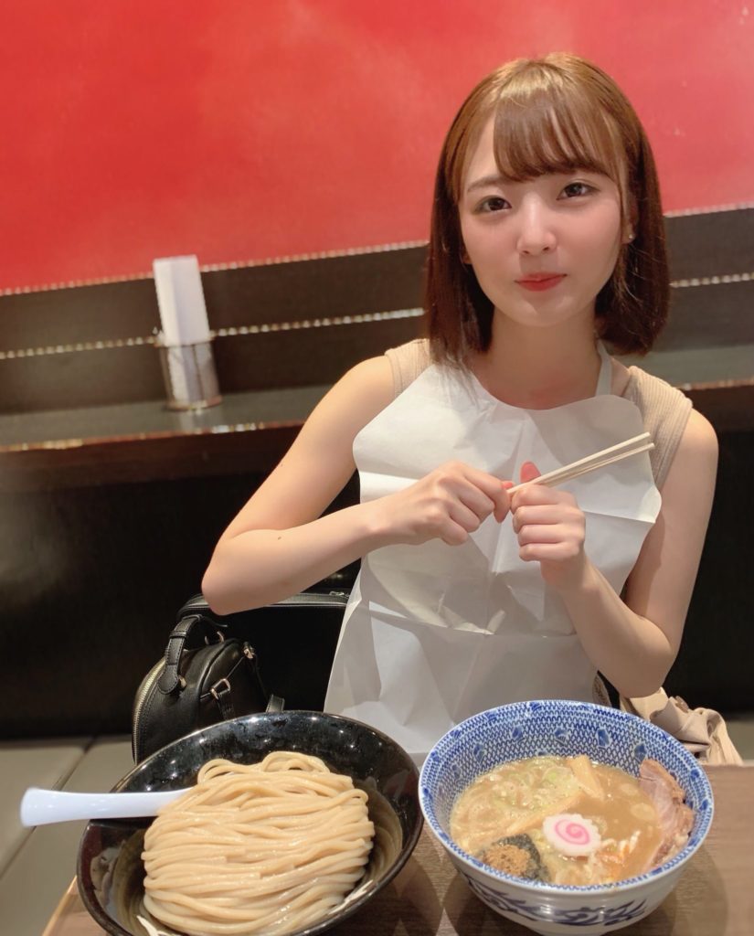 由良ゆら