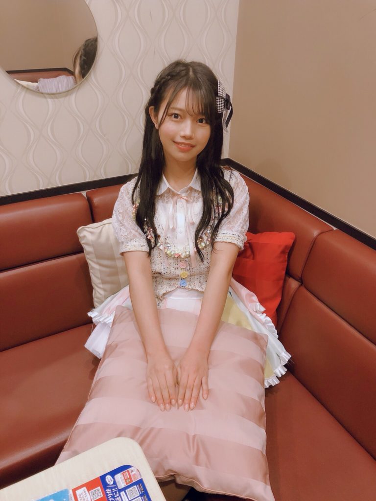 夏目綾 画像