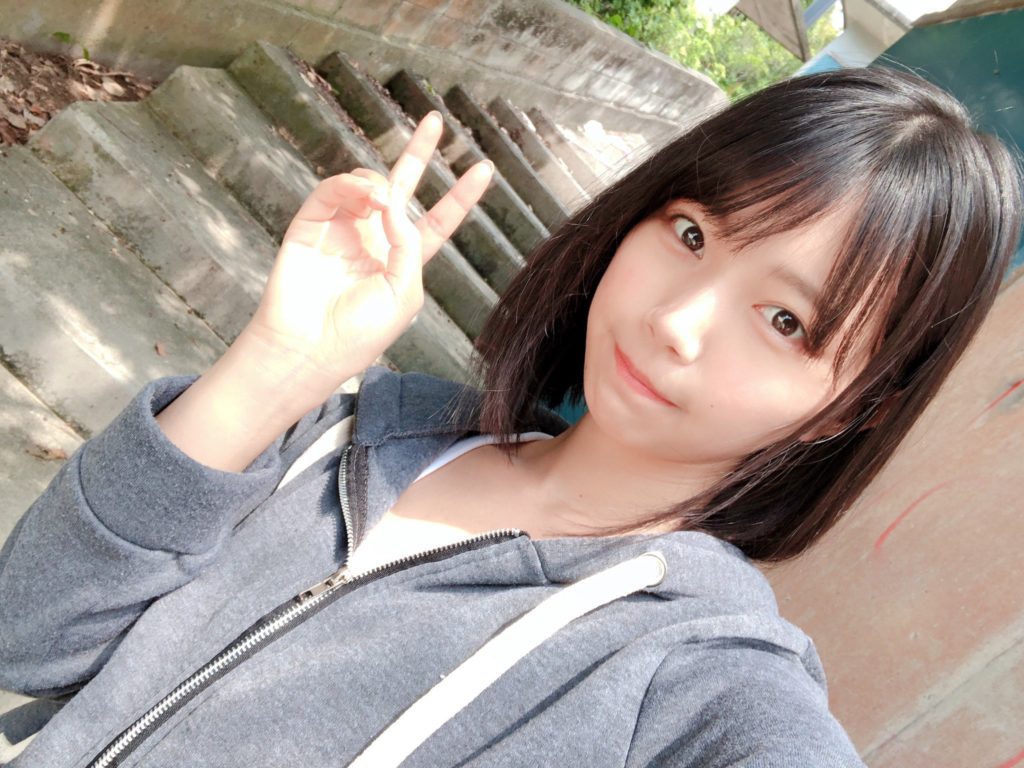 夏目綾 画像