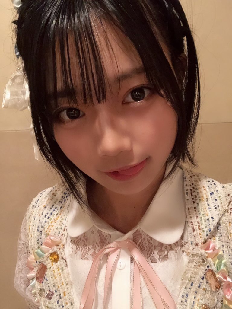 夏目綾 画像