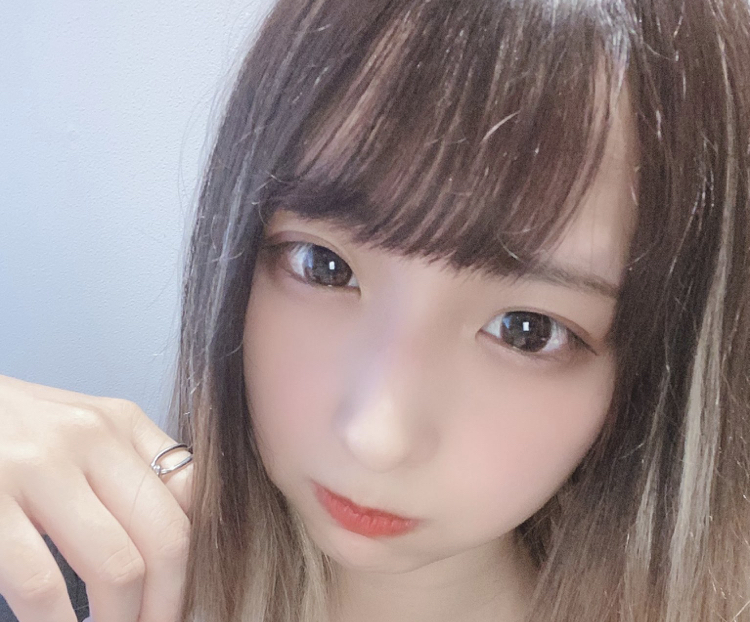 黒木いろの情報まとめ【アンスリューム・画像・誕生日・血液型】