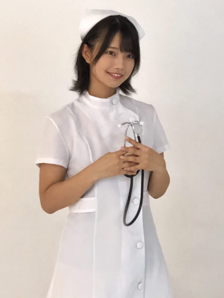 夏目綾 画像