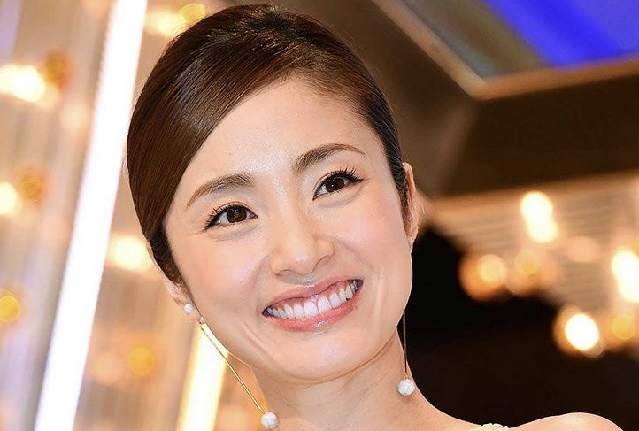 上戸彩のかわいい画像70枚【水着あり！最高レベルです】