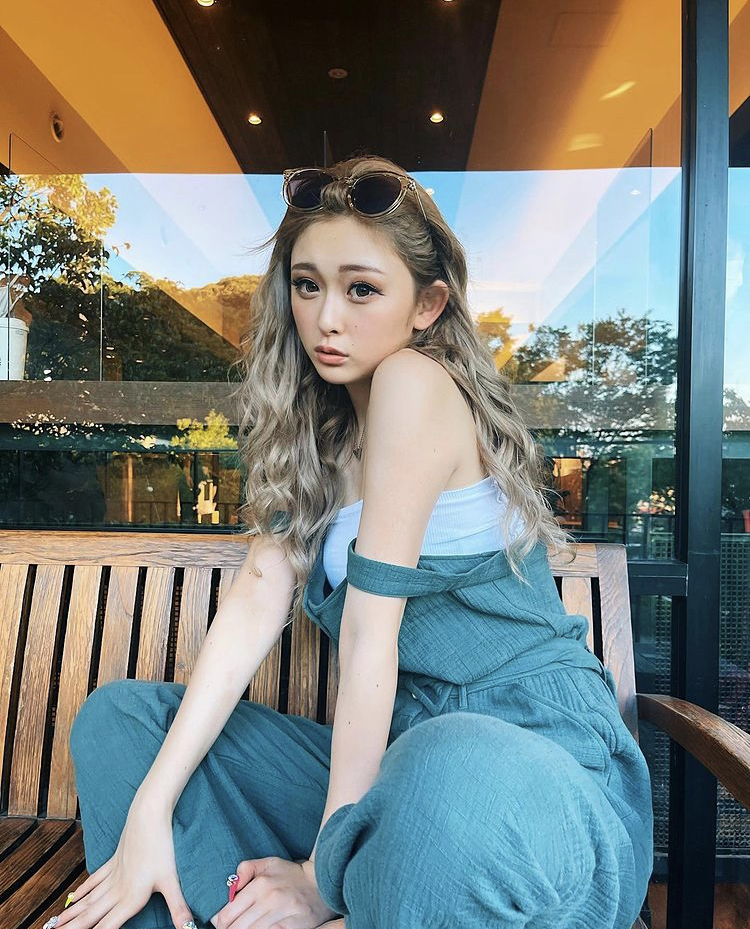 ゆうちゃみ 画像