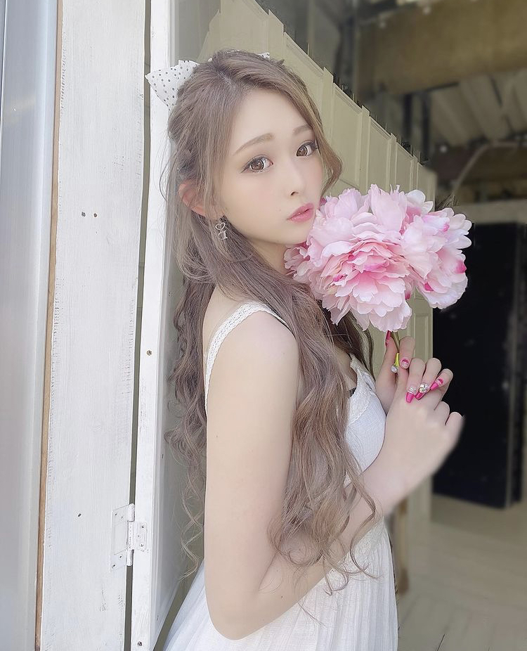 ゆうちゃみ 画像