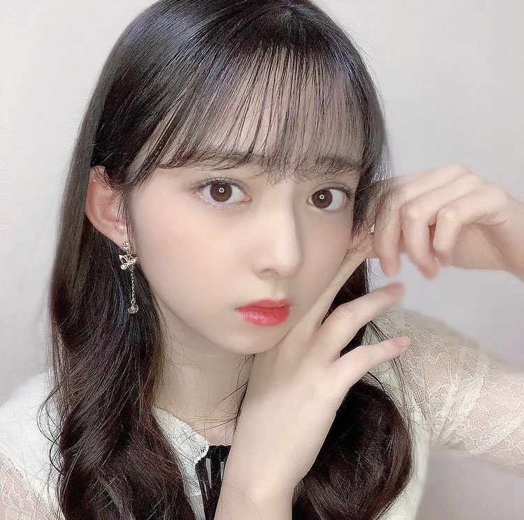 塚田百々花 画像