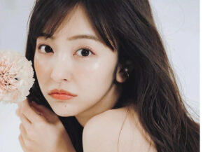 板野友美のかわいい画像30枚【水着あり！最高レベルです】