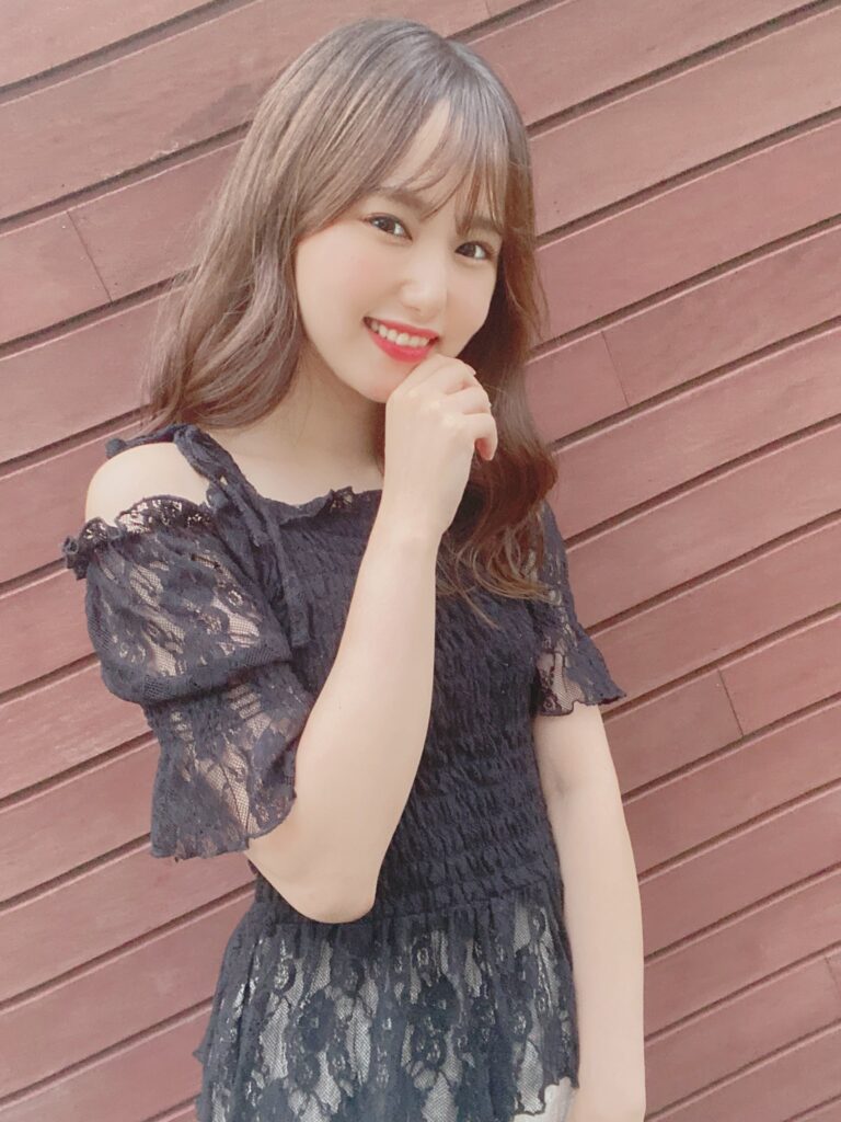 前田彩佳 画像