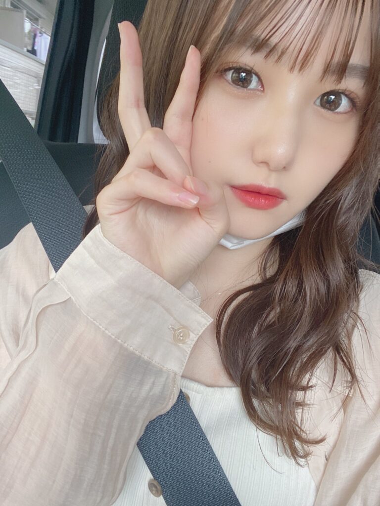 前田彩佳 画像