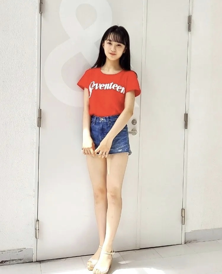 森﨑美月 画像