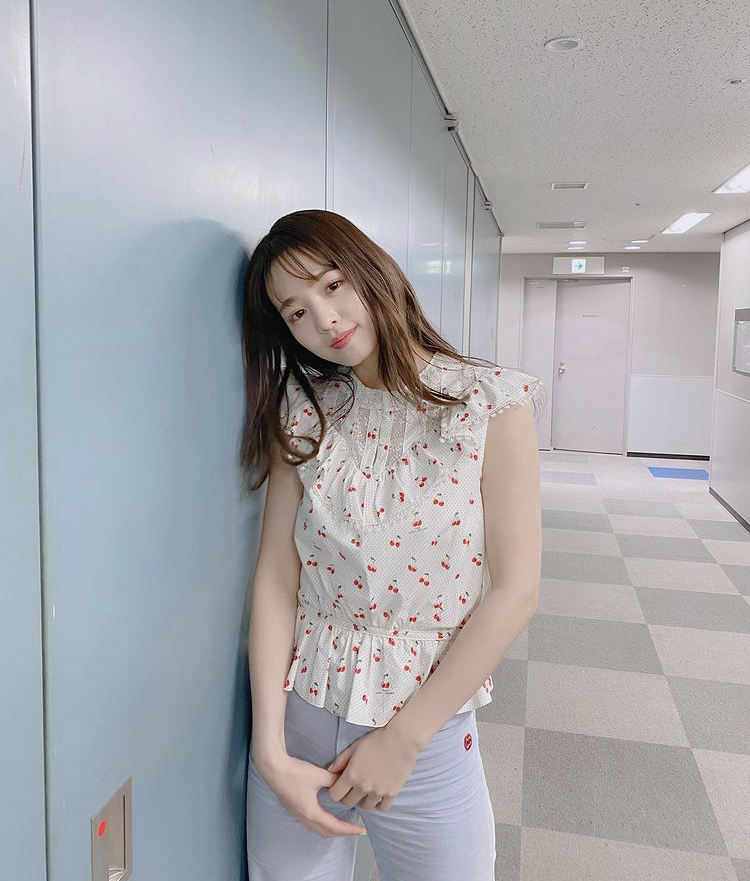 横田真悠 画像
