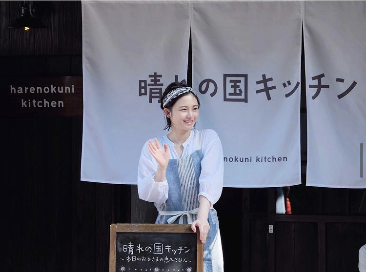 羽瀬川なぎ 画像