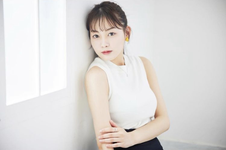 吉澤遥奈 画像