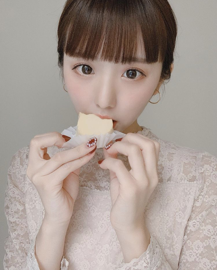 山本菜摘 画像