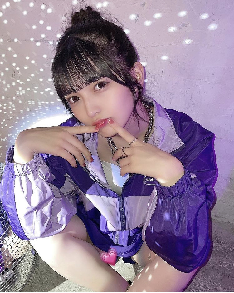 黒嵜菜々子 画像