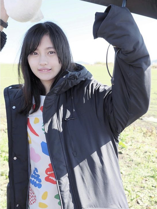 羽瀬川なぎ 画像